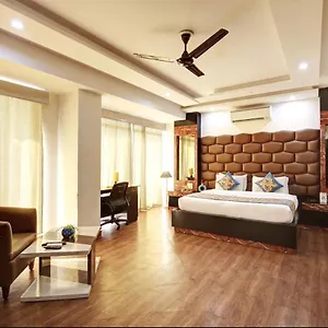 Grand Manor 3*, Gurgaon India